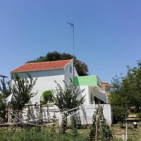 Natalya Apartment Lixouri